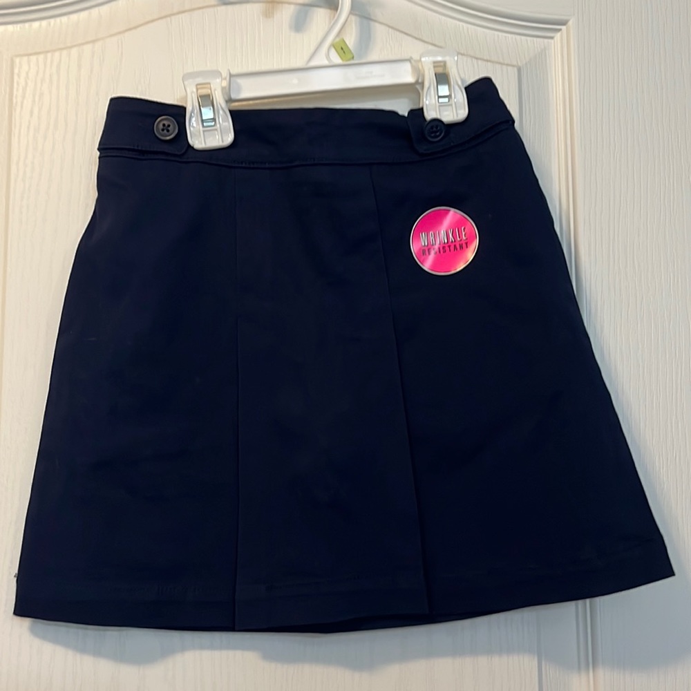 NWT Girl’s Navy Uniform Skorts Size 6x/7